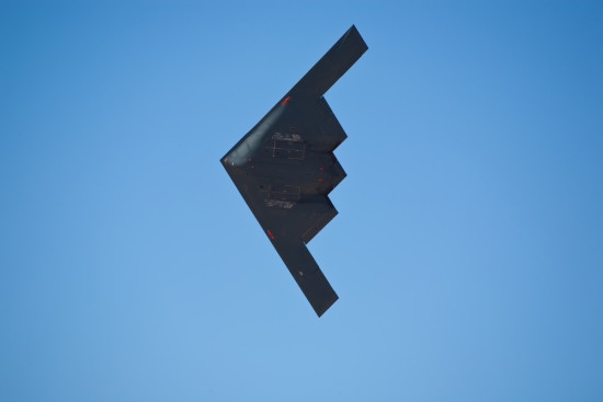 B-2 SPIRIT STEALTH BOMBER FLYBY - THE SITREP MILITARY BLOG