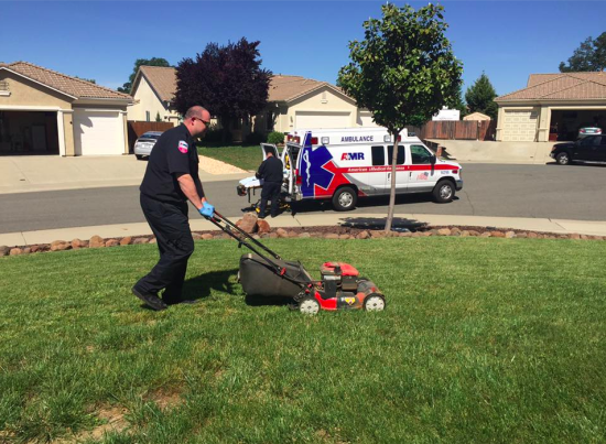 EMT RESCUES KOREAN WAR VET FINISHES MOWING HIS LAWN - THE SITREP MILITARY BLOG