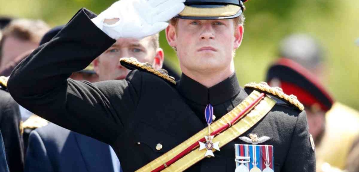 Prince Harry Uniform Photo - The SITREP Military Blog