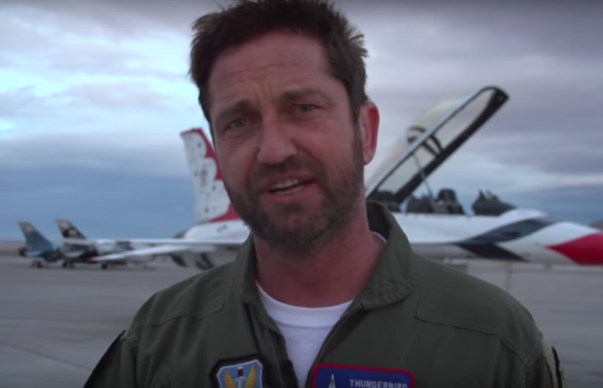 WATCH HEARTTHROB GERARD BUTLER FLY WITH THE THUNDERBIRDS - THE SITREP MILITARY BLOG