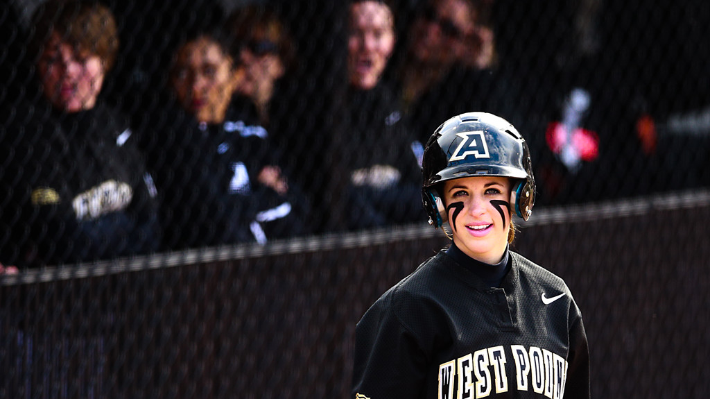 WATCH ARMY SOFTBALL PLAYER GO AIRBORNE (LITERALLY) - THE SITREP MILITARY BLOG