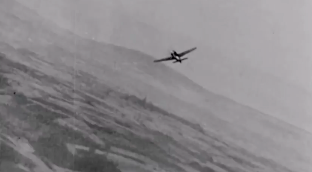 HERES CRYSTAL CLEAR FOOTAGE OF USAAF SHOOTING DOWN GERMAN FIGHTERS - THE SITREP MILITARY BLOG